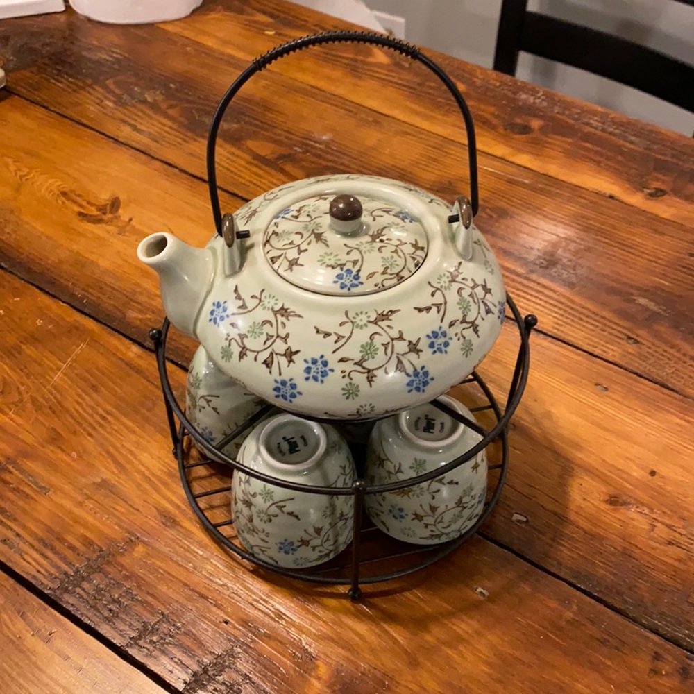 Pier 1 tea set